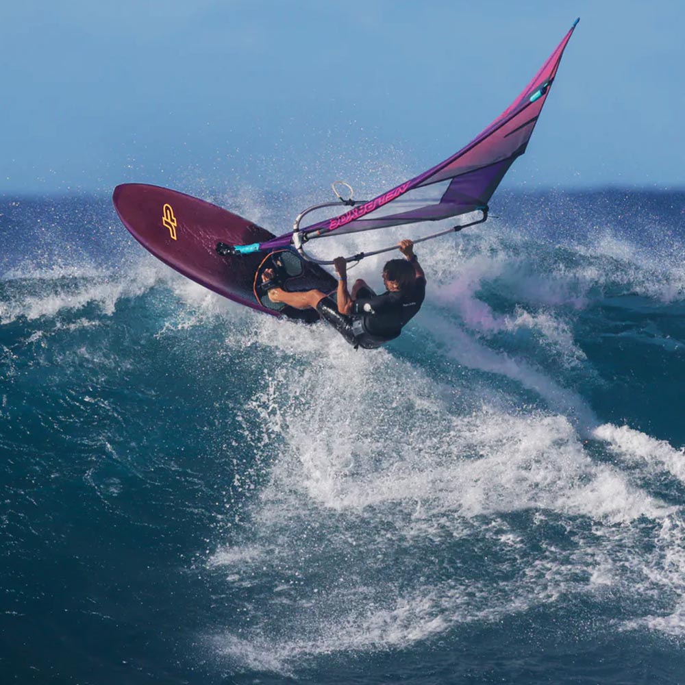 Neil-Pryde-Windsurf-2024-Sails_0060_Combat Pro Fuse